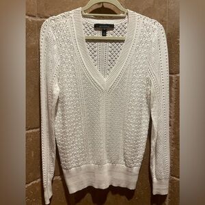WHBM White Textured Knit V-Neck Sweater